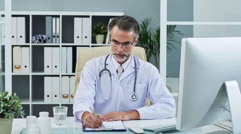 Accounting for Locum Doctors UK: Tax, Expenses and NHS Pension